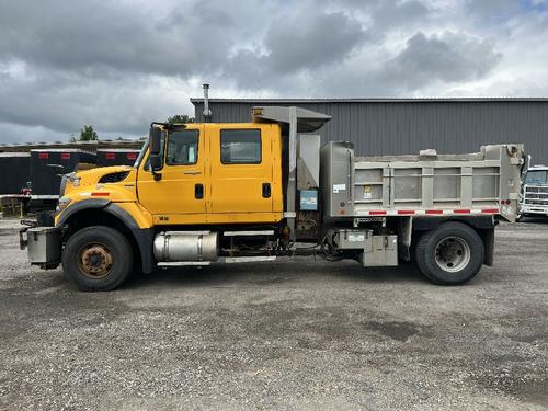 INTERNATIONAL 7400