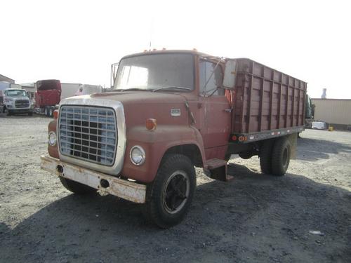 FORD 700