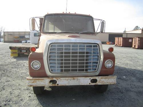 FORD 700