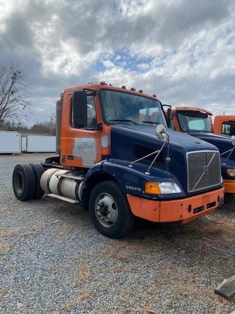 VOLVO VNM