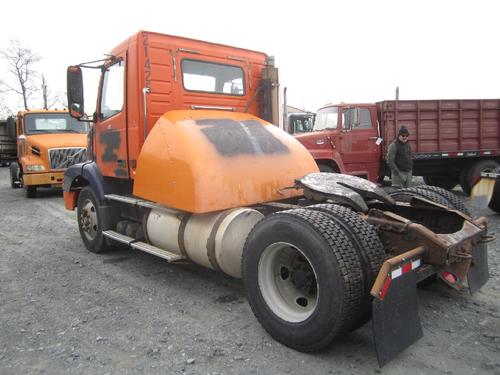 VOLVO VNM