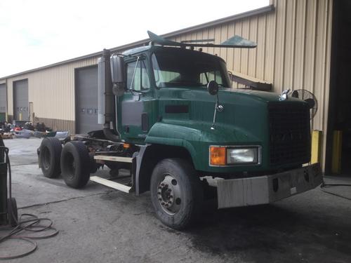 MACK CH613