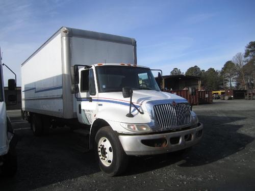 INTERNATIONAL 4300