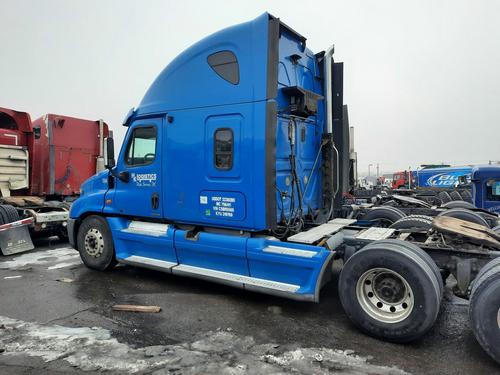 FREIGHTLINER CASCADIA 125