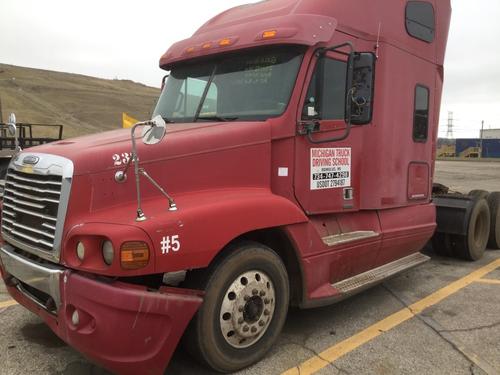 FREIGHTLINER CENTURY 120