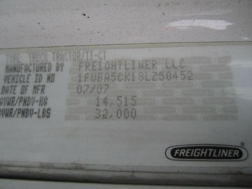 FREIGHTLINER COLUMBIA 120