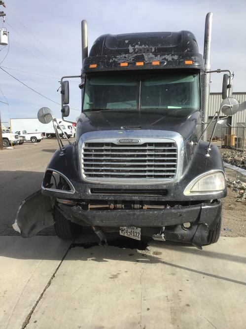 FREIGHTLINER COLUMBIA 120