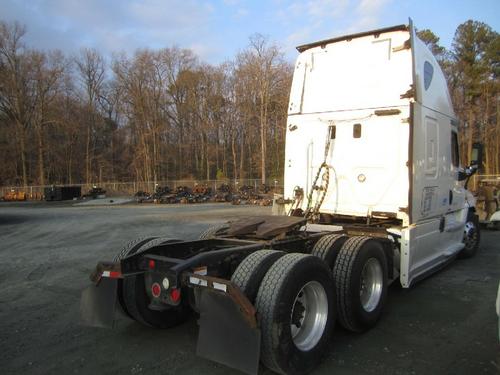 FREIGHTLINER CASCADIA 125