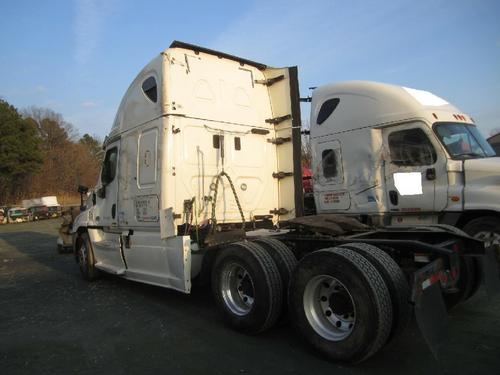 FREIGHTLINER CASCADIA 125