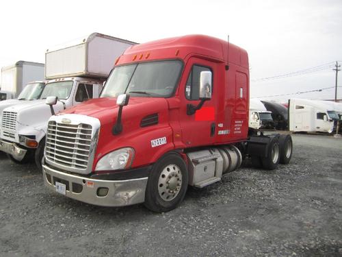 FREIGHTLINER CASCADIA 113