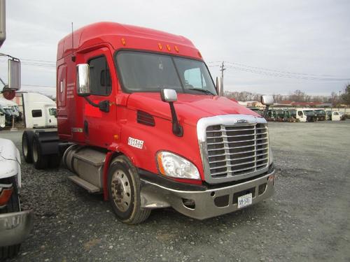 FREIGHTLINER CASCADIA 113