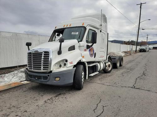 FREIGHTLINER CASCADIA 113