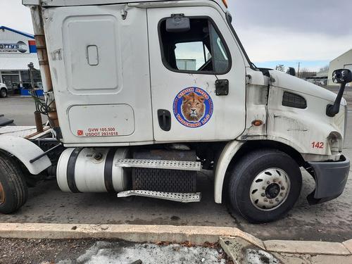 FREIGHTLINER CASCADIA 113