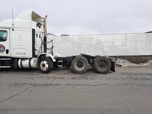 FREIGHTLINER CASCADIA 113