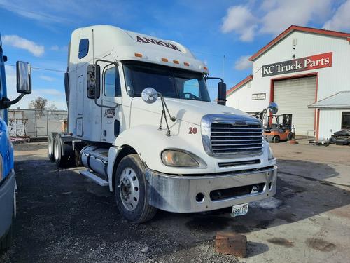 FREIGHTLINER COLUMBIA 120