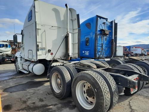 FREIGHTLINER COLUMBIA 120