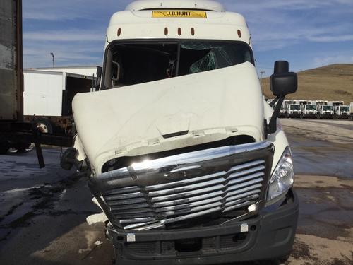 FREIGHTLINER CASCADIA 132