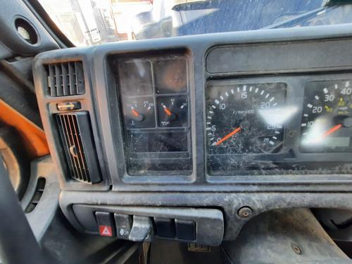 VOLVO VNM