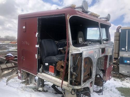 PETERBILT 352 COE