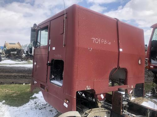 Peterbilt 352 COE