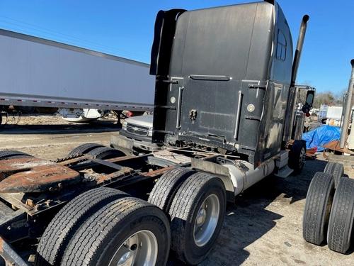 FREIGHTLINER FLD132 CLASSIC XL