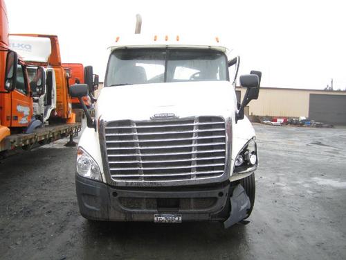 FREIGHTLINER CASCADIA 125