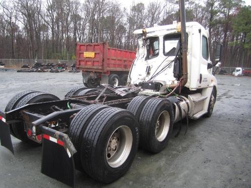 FREIGHTLINER CASCADIA 125