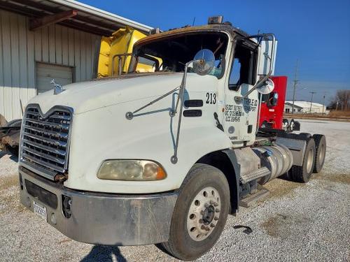 MACK CXU613