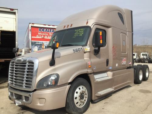 FREIGHTLINER CASCADIA 125