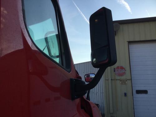 FREIGHTLINER CASCADIA 125
