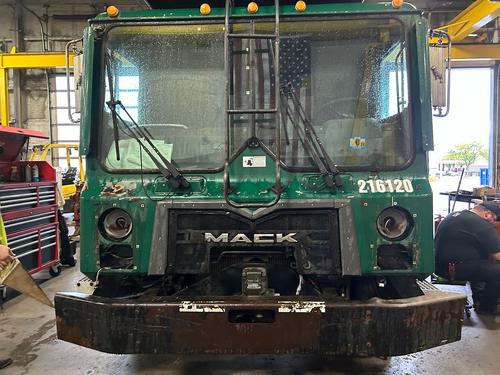 MACK MRU613