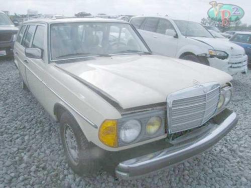 MERCEDES-BENZ MERCEDES 300D