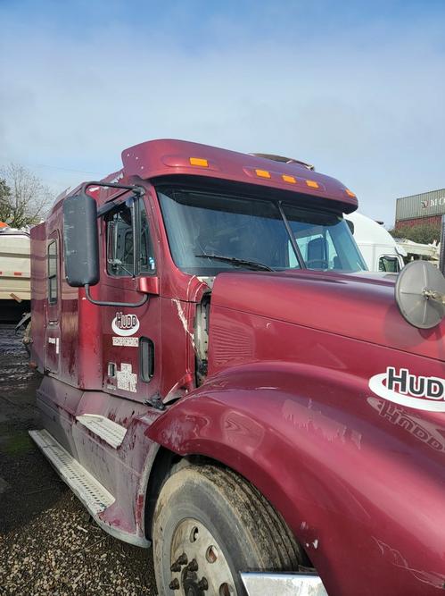 FREIGHTLINER COLUMBIA 120