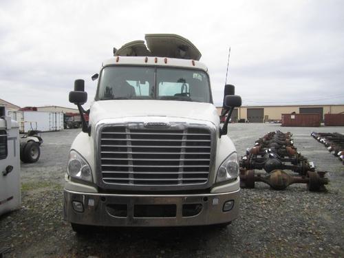 FREIGHTLINER CASCADIA 125