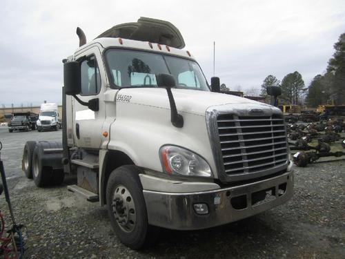 FREIGHTLINER CASCADIA 125