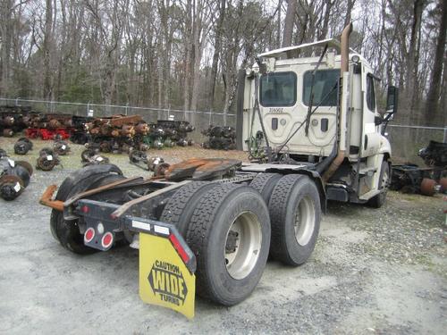 FREIGHTLINER CASCADIA 125