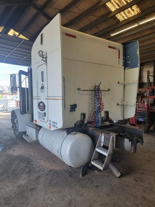 PETERBILT 379