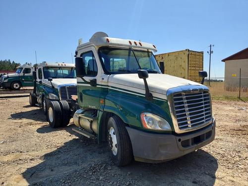 FREIGHTLINER CASCADIA 125