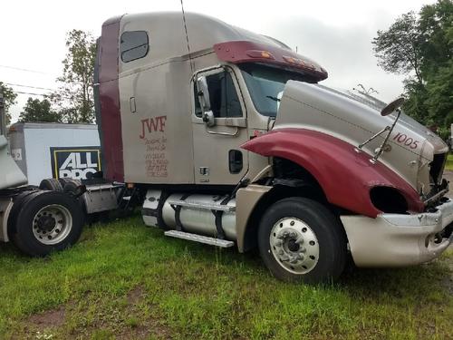 FREIGHTLINER COLUMBIA 120