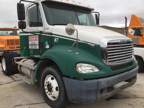 FREIGHTLINER COLUMBIA 112