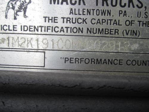 MACK MR688S