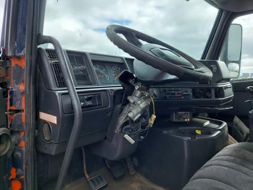 VOLVO VNM