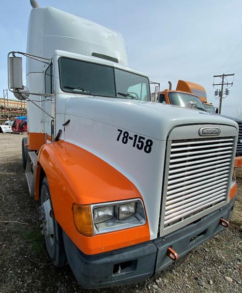 FREIGHTLINER FLD112