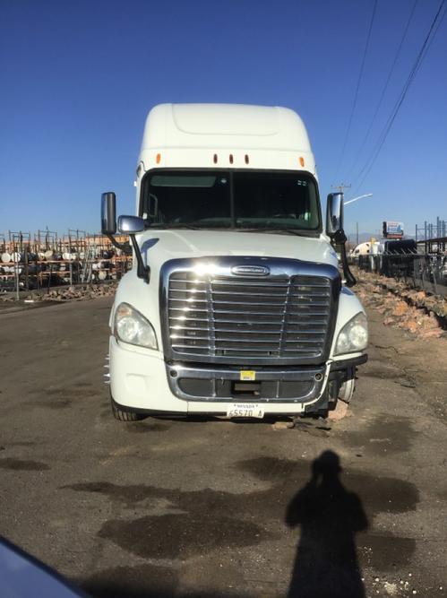 FREIGHTLINER CASCADIA 125