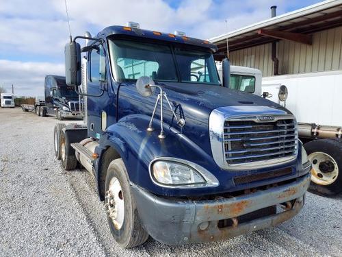 FREIGHTLINER COLUMBIA 120