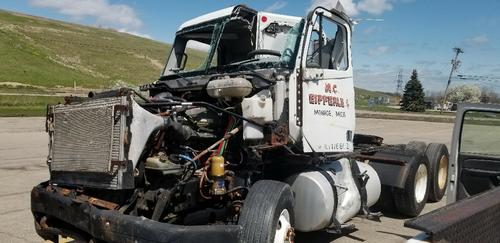 FREIGHTLINER COLUMBIA 120