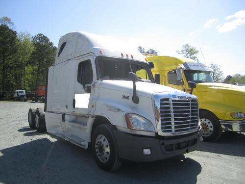 FREIGHTLINER CASCADIA 125