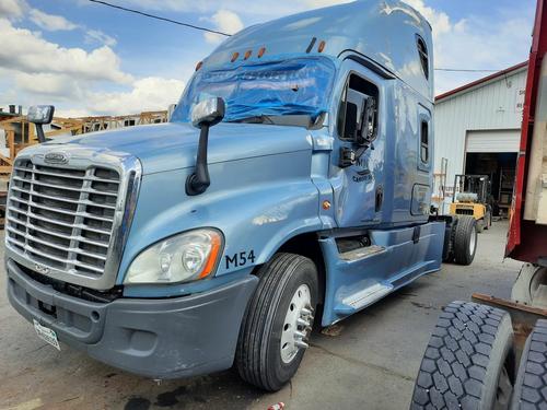 FREIGHTLINER CASCADIA 125