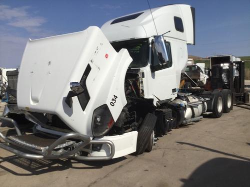 VOLVO VNL