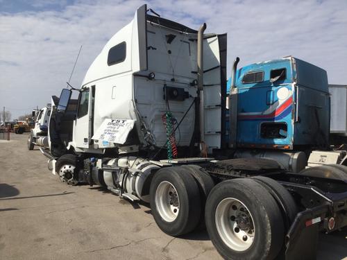 VOLVO VNL